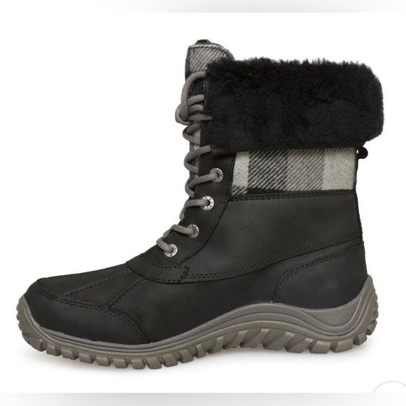 NIB Women’s Size 5 (European Size 36) UGG Adirondack II Plaid Waterproof Boots - Picture 2 of 16